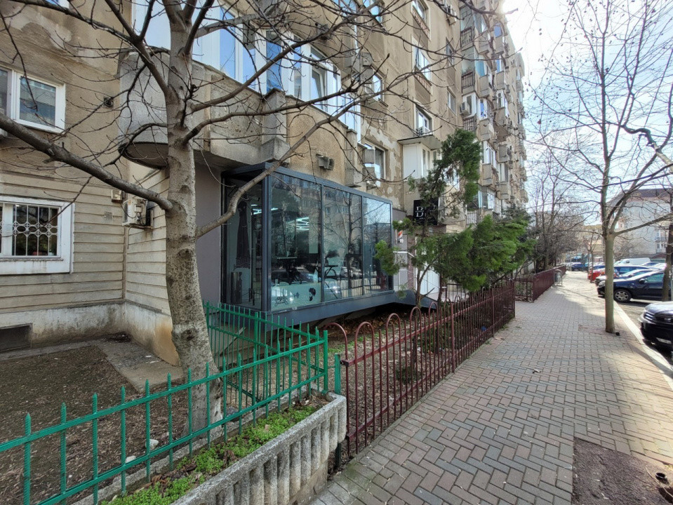 Spatiu comercial zona Mall Vitan