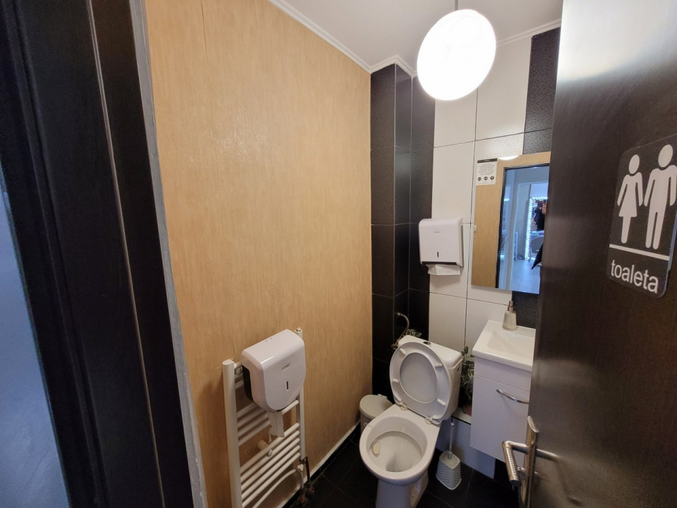 Spatiu comercial zona Mall Vitan