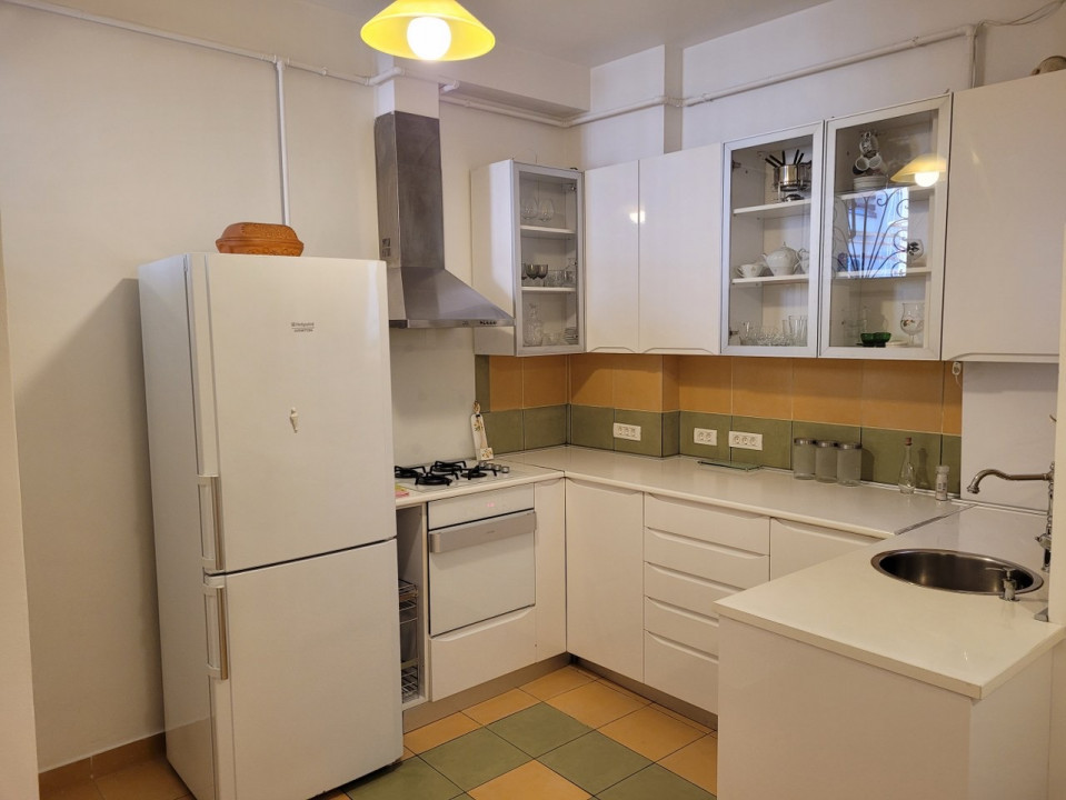 Mall Vitan -apartament in vila