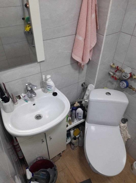 Garsonieră de vânzare