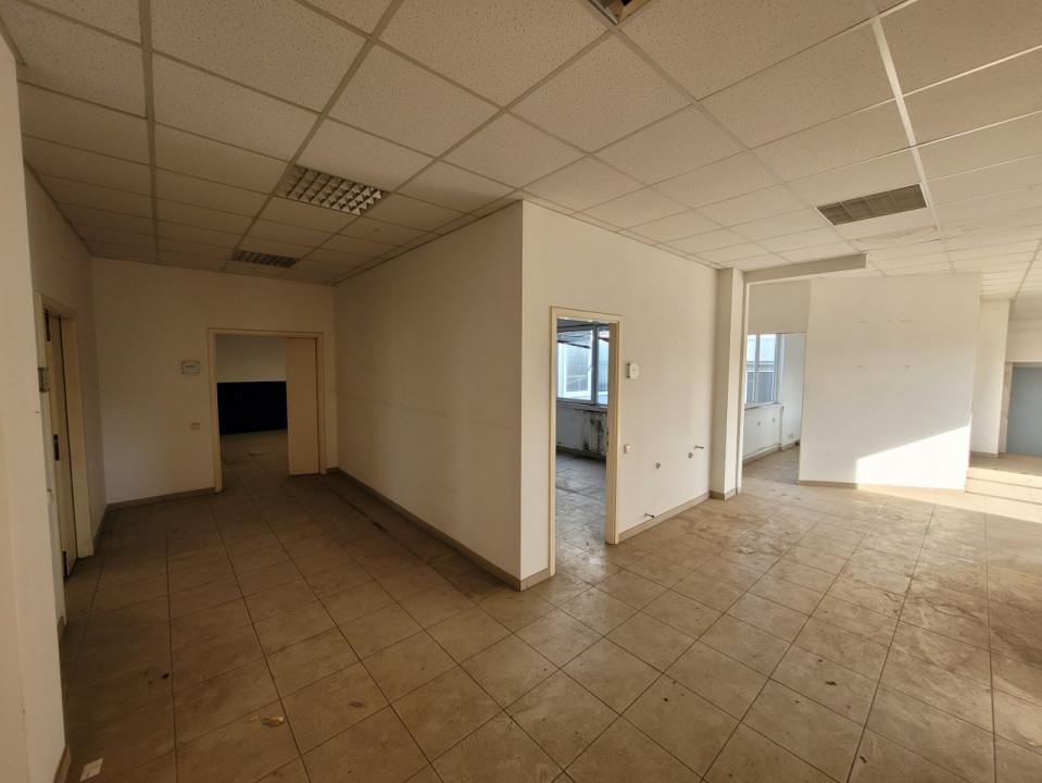 Cladire comerciala Metalurgiei