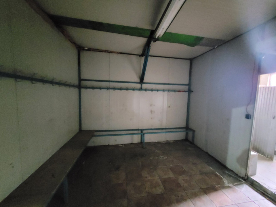 Spatiu depozitare Baicului 3 eur/mp