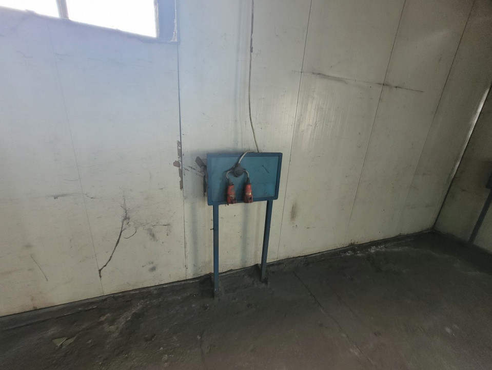 Spatiu depozitare Baicului 3 eur/mp