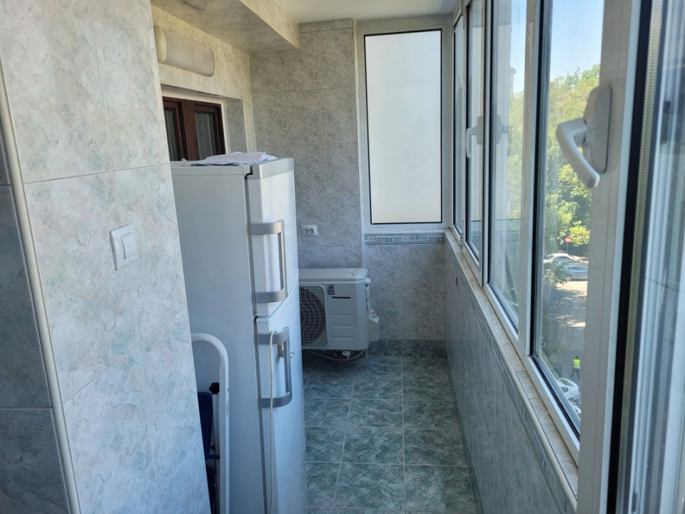 Piata Unirii 4 cam Office
