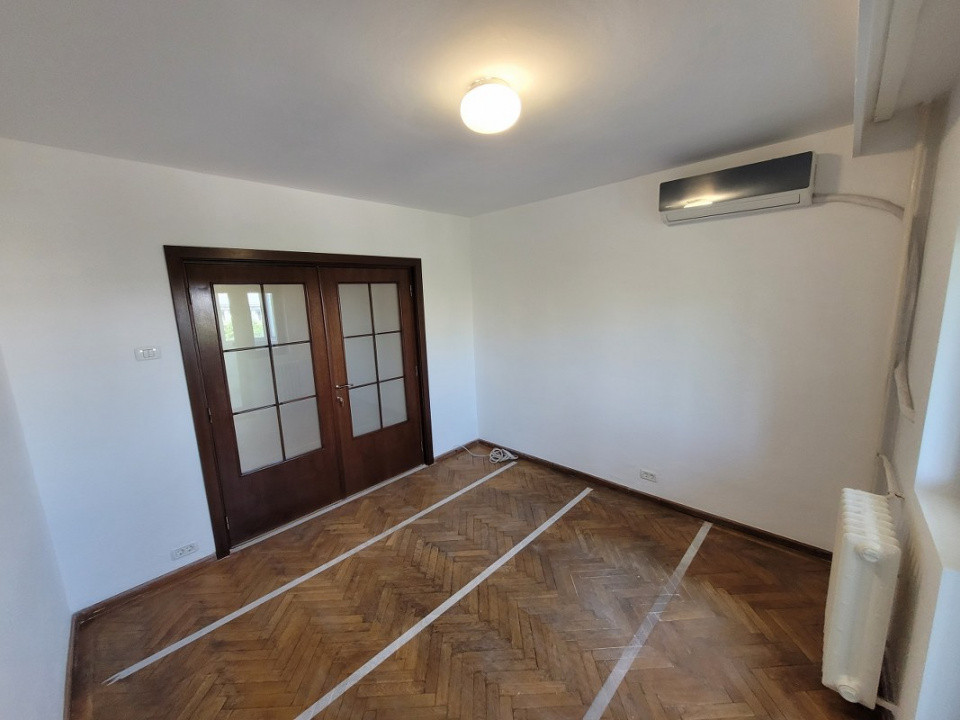 Piata Unirii 4 cam Office