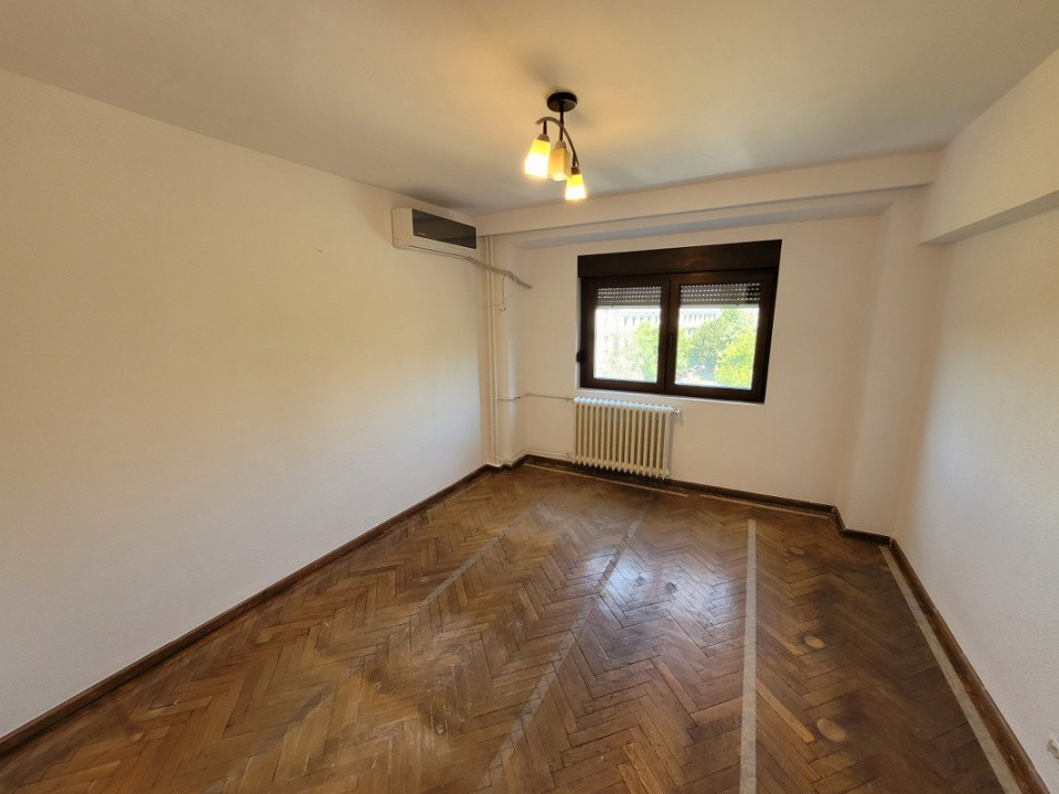 Piata Unirii 4 cam Office