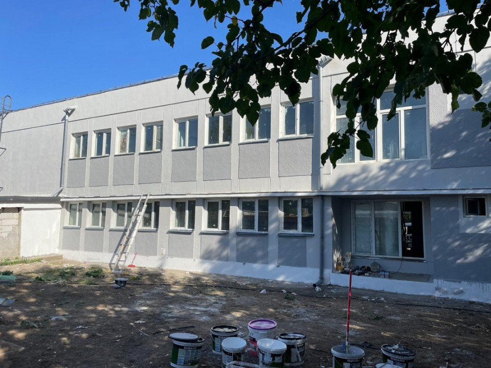 Spatiu birou/ cazare muncitori