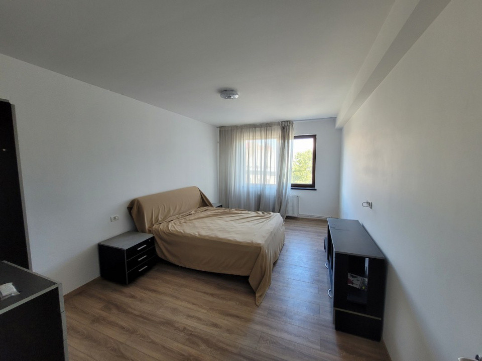 Ultracentral 5 Camere ideal regim hotelier