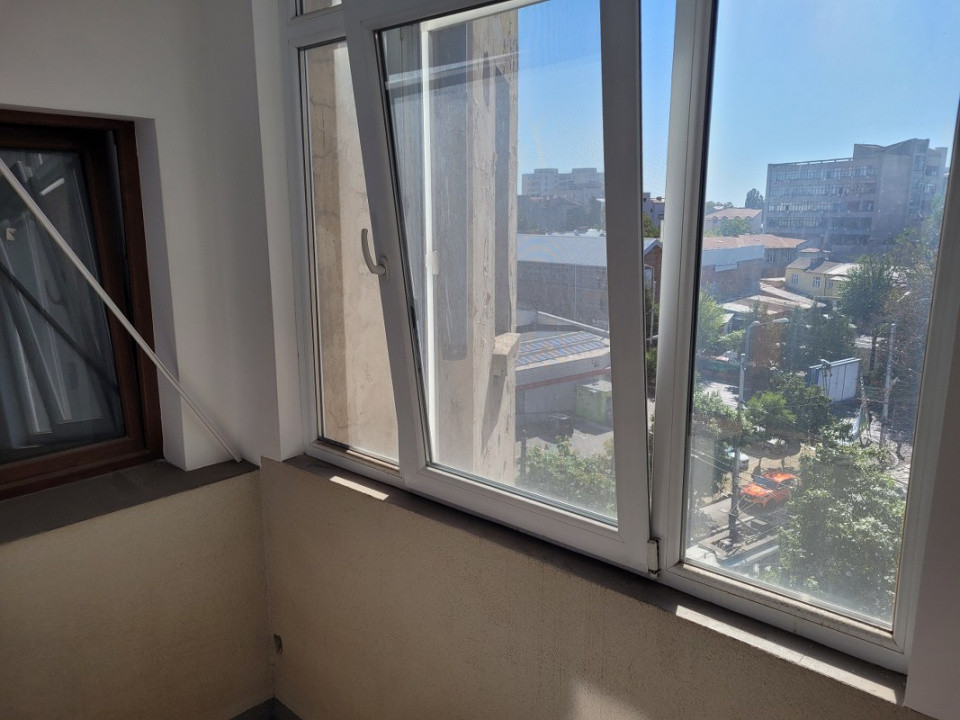 Ultracentral 5 Camere ideal regim hotelier