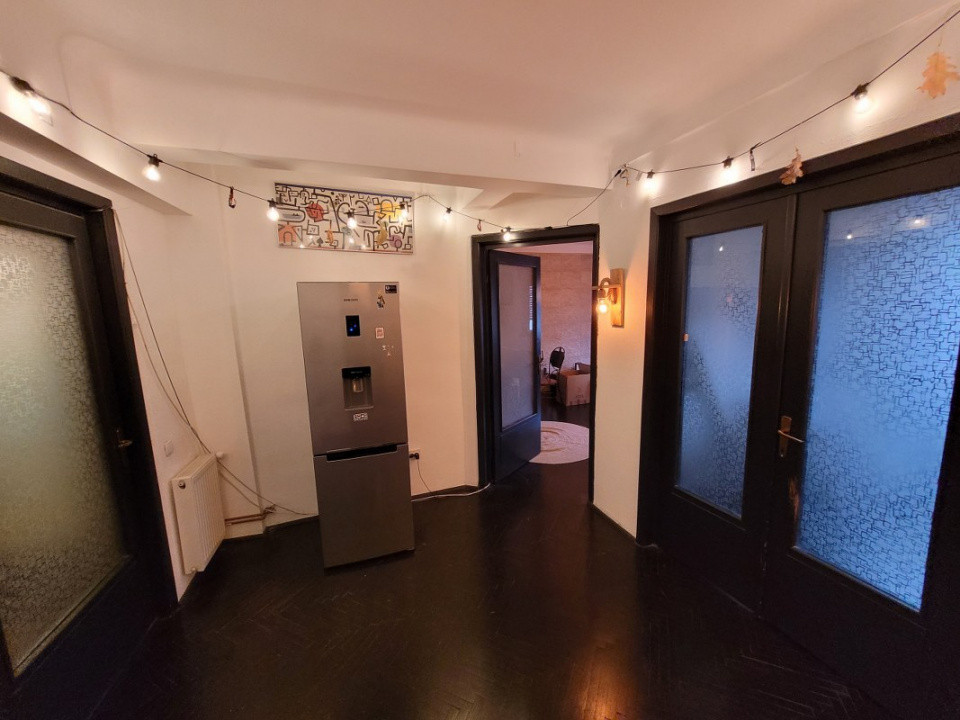 3 Cam Bd Corneliu Coposu la OMV