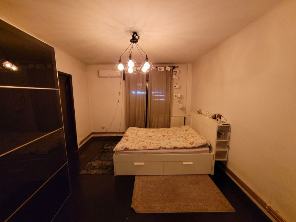 3 Cam Bd Corneliu Coposu la OMV