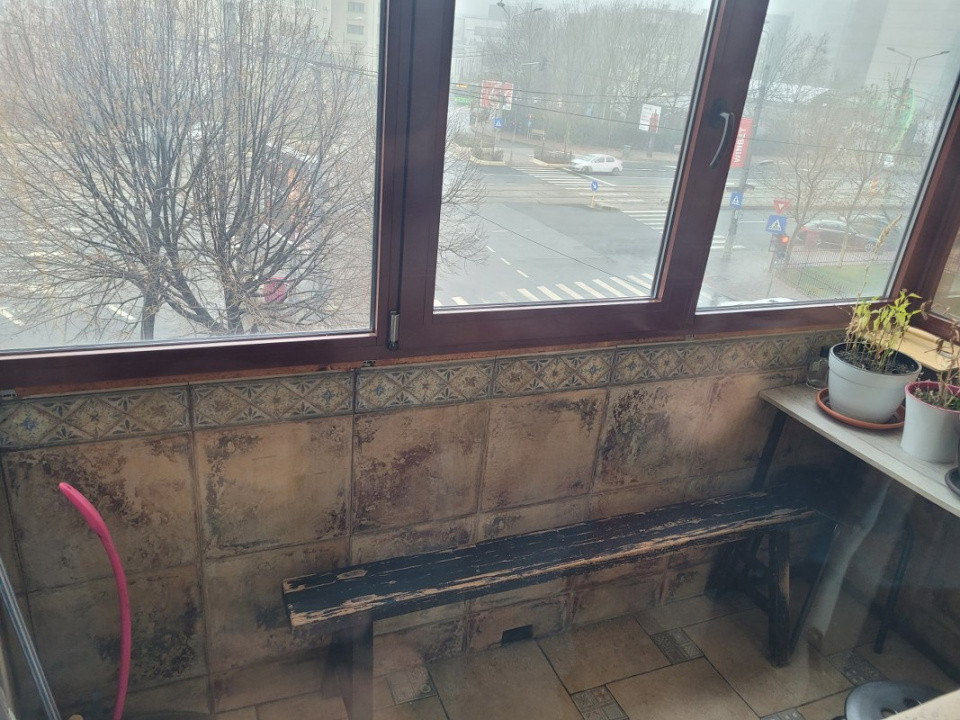 3 Cam Bd Corneliu Coposu la OMV