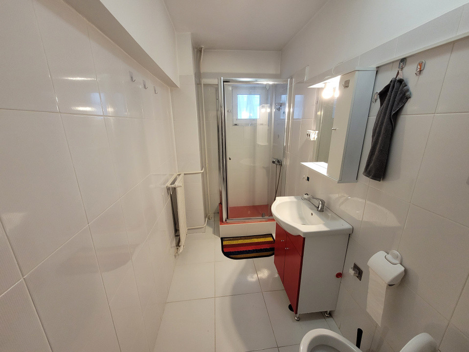 Garsoniera spatioasa Piata Unirii 