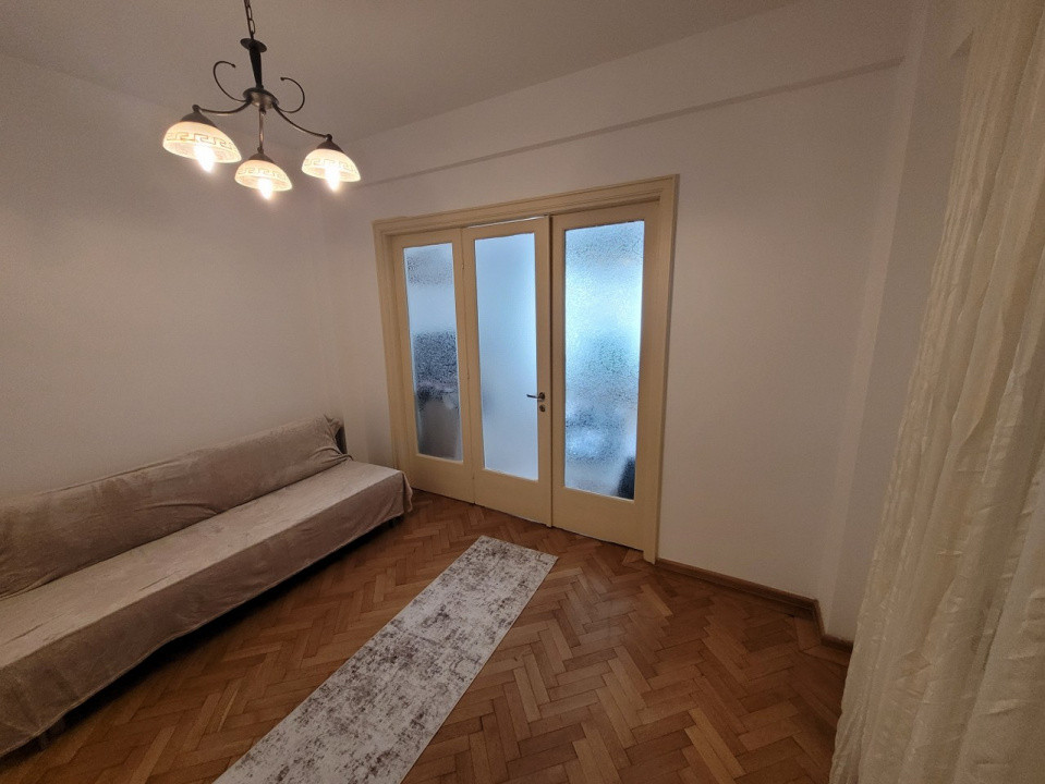 Studio ultracentral inchiriere termen mediu