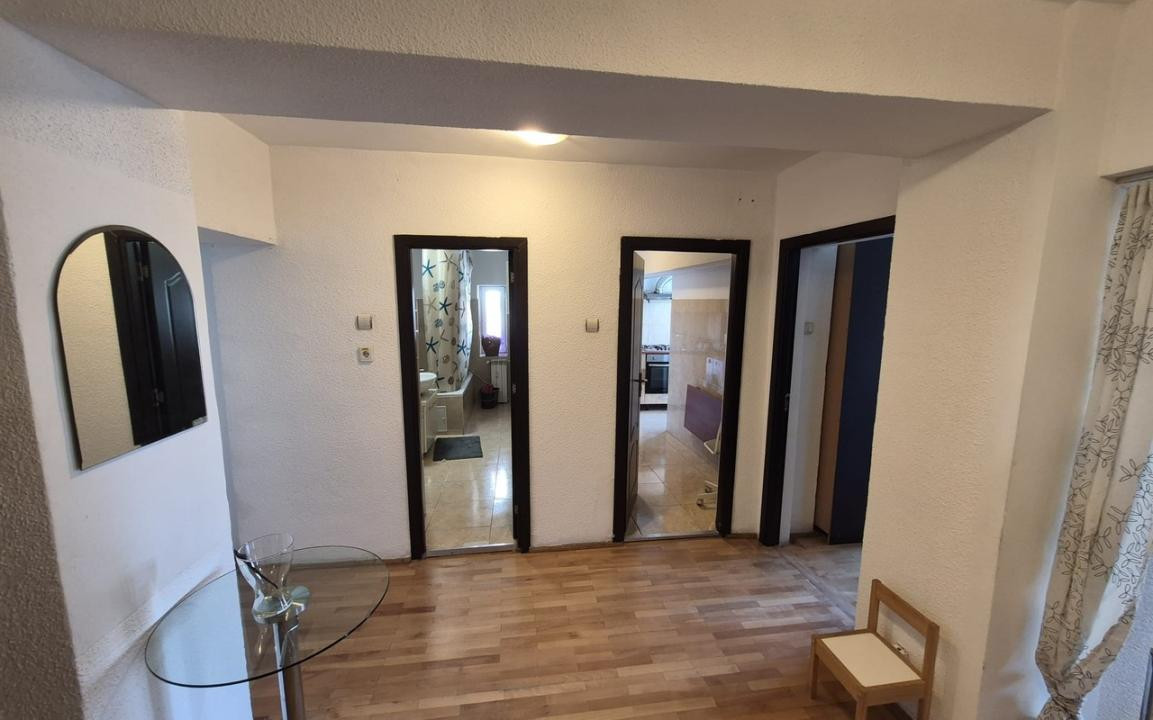 3 Cam Piata Alba Iulia la CEC Bank