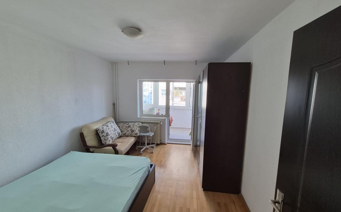 3 Cam Piata Alba Iulia la CEC Bank