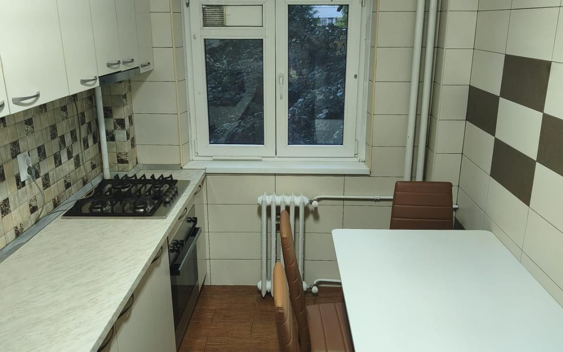 Câmpia Libertății – Scoala 75 , decomandat