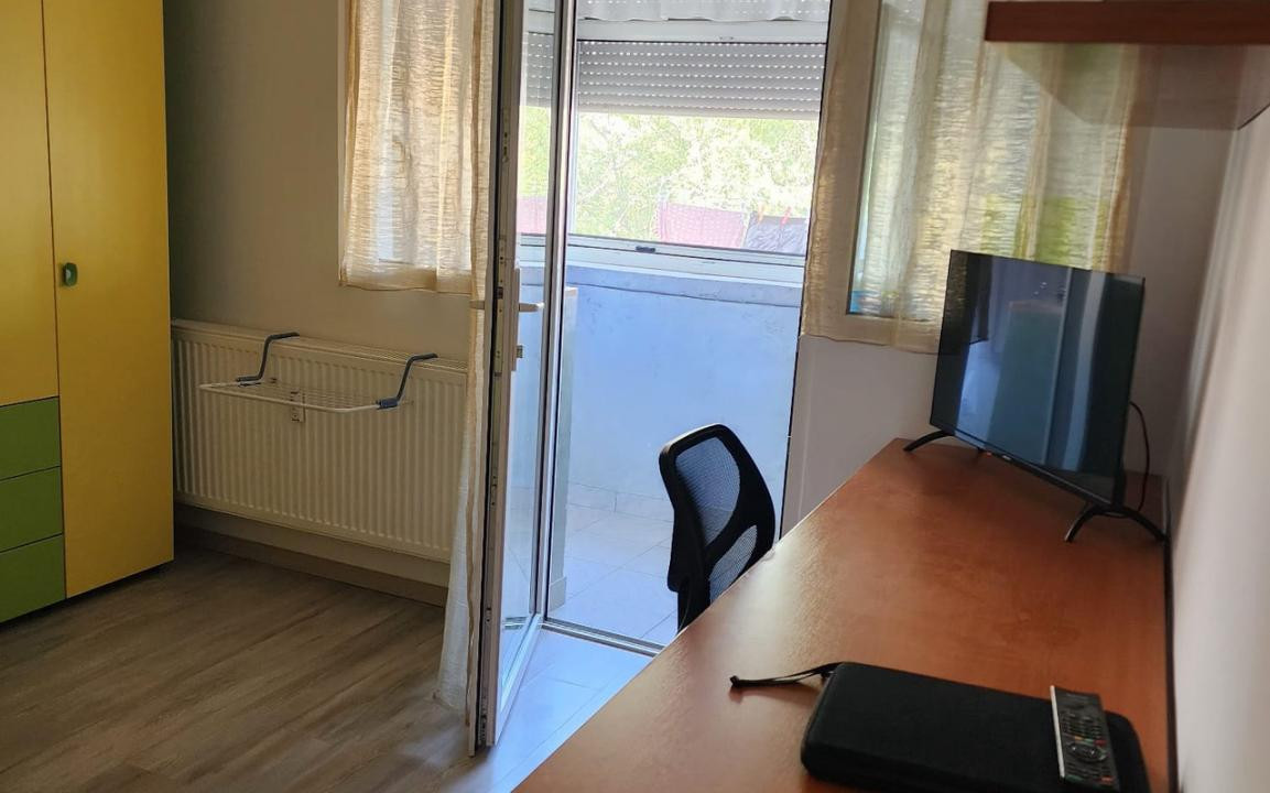 2 camere Aleea Fetești cu loc de parcare