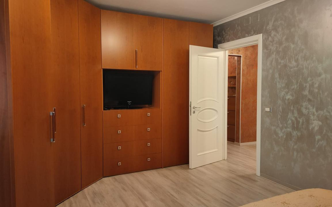 2 camere Aleea Fetești cu loc de parcare