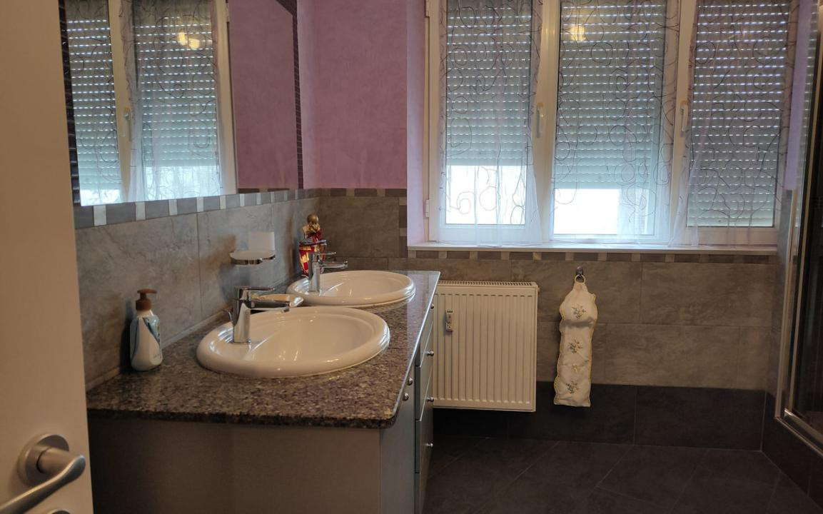 2 camere Aleea Fetești cu loc de parcare